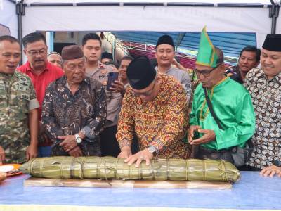 Doa Bersama Maras Taun di Dusun Baru Gantung, Perkuat Silaturahmi Antar Tiga Wilayah Adat